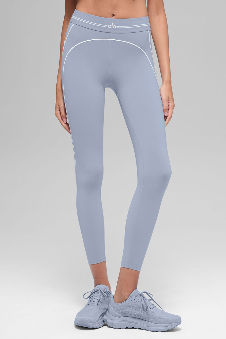 alo Airbrush High-Waist 7/8 Heart Throb Legging - Winter Frost/White