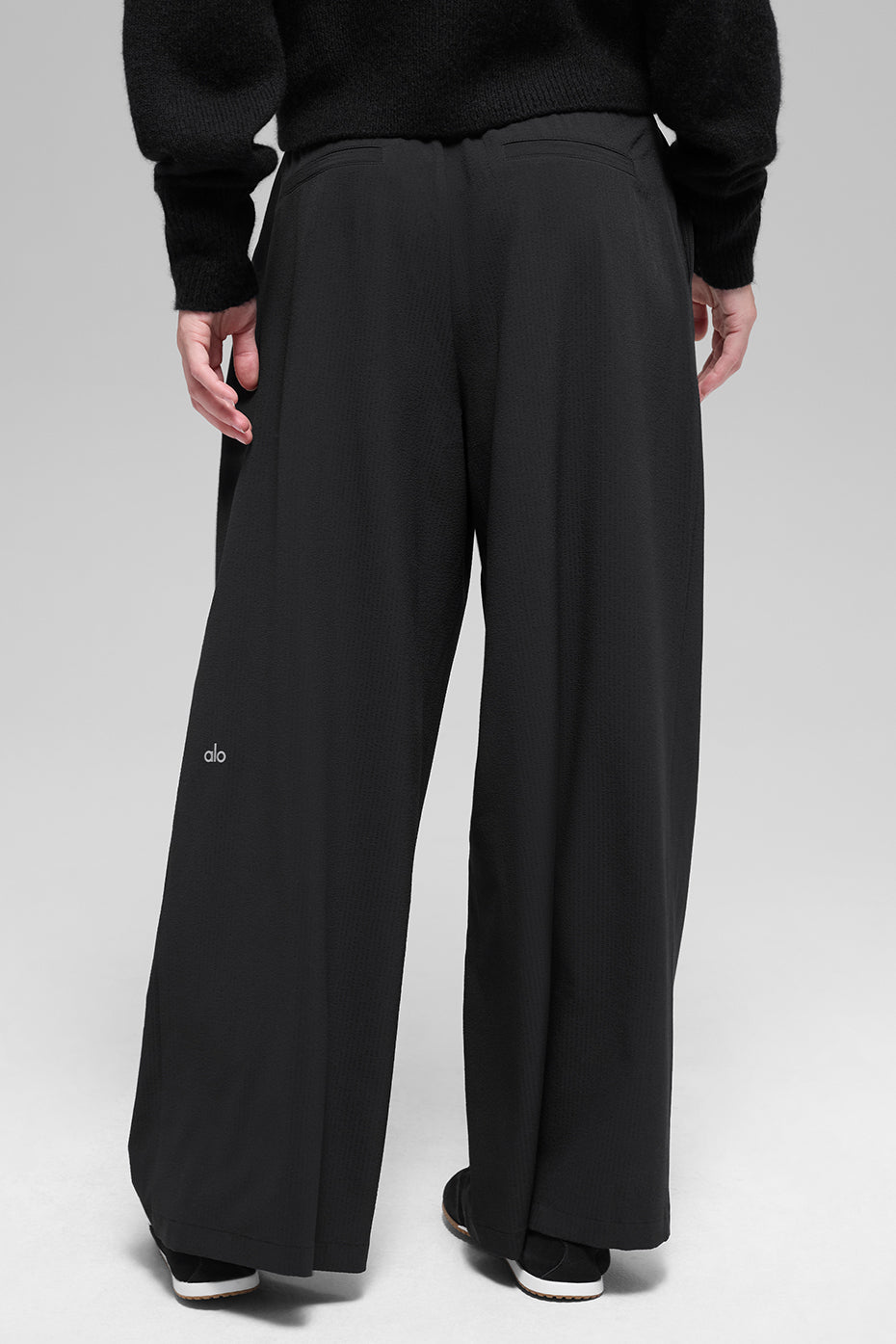 alo High-Waist Dreamscape Trouser (Short) - Black
