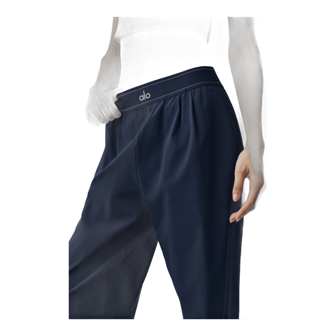 alo Suit Up Trouser (Short) - Navy