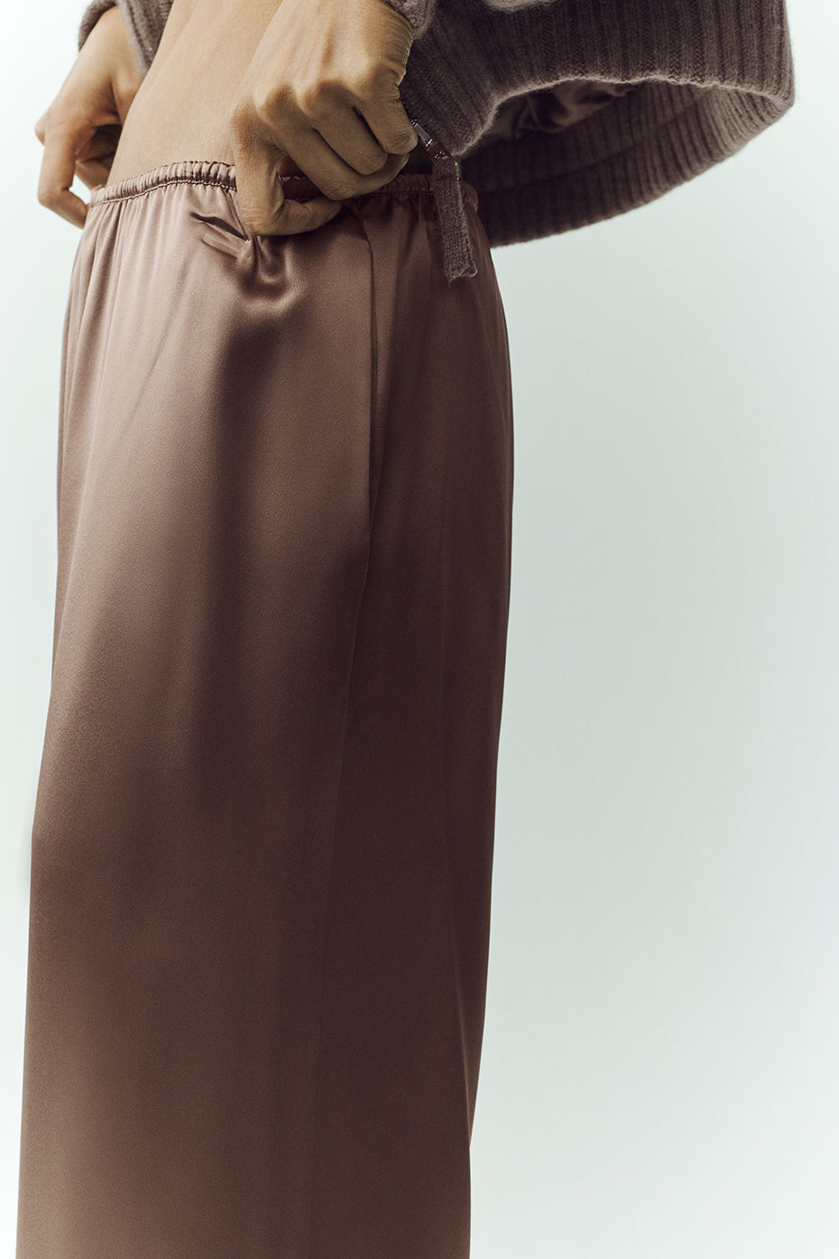 alo Silk Luminous Pant (Long) - Alpine Cocoa