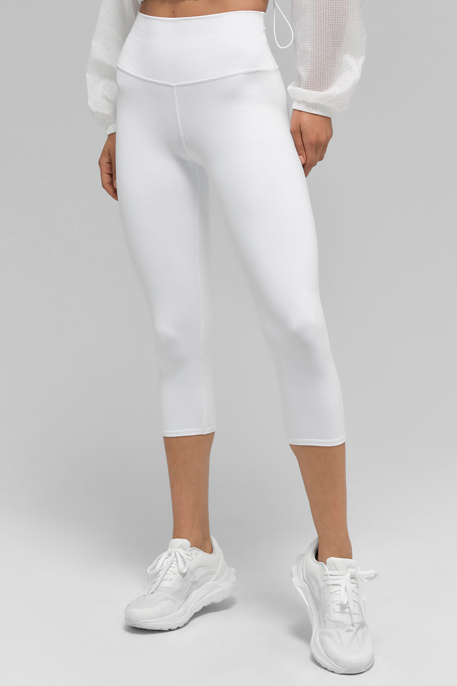 alo High-Waist Airbrush Capri - White
