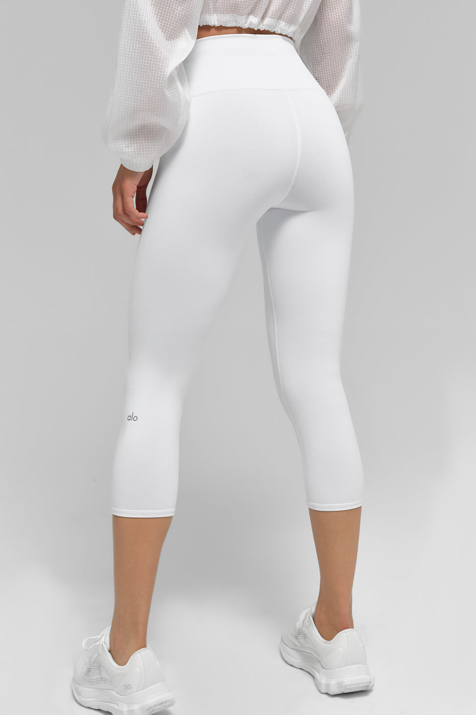 alo High-Waist Airbrush Capri - White
