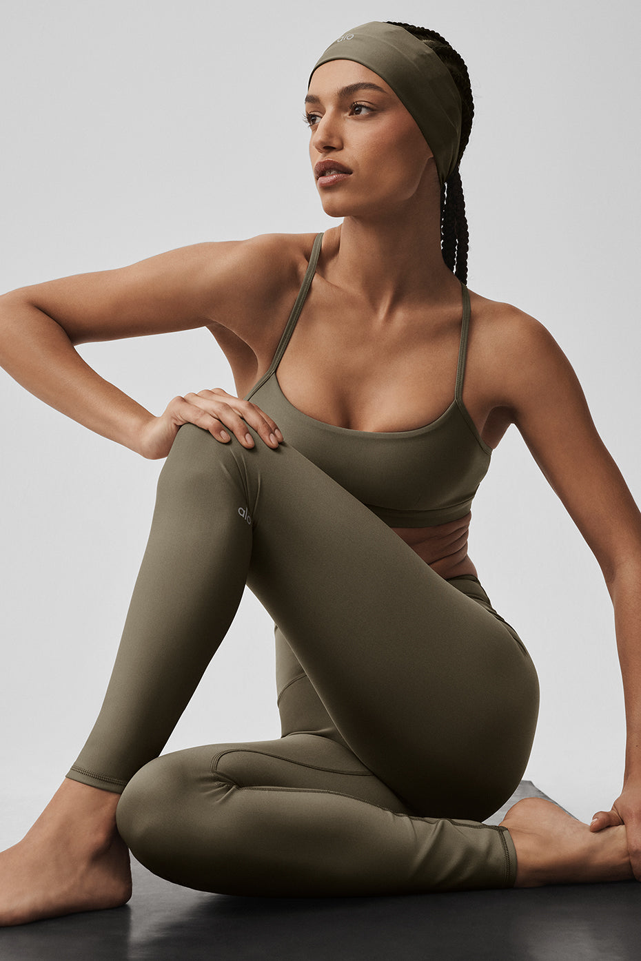 alo High-Waist Airlift Legging - Olive Tree