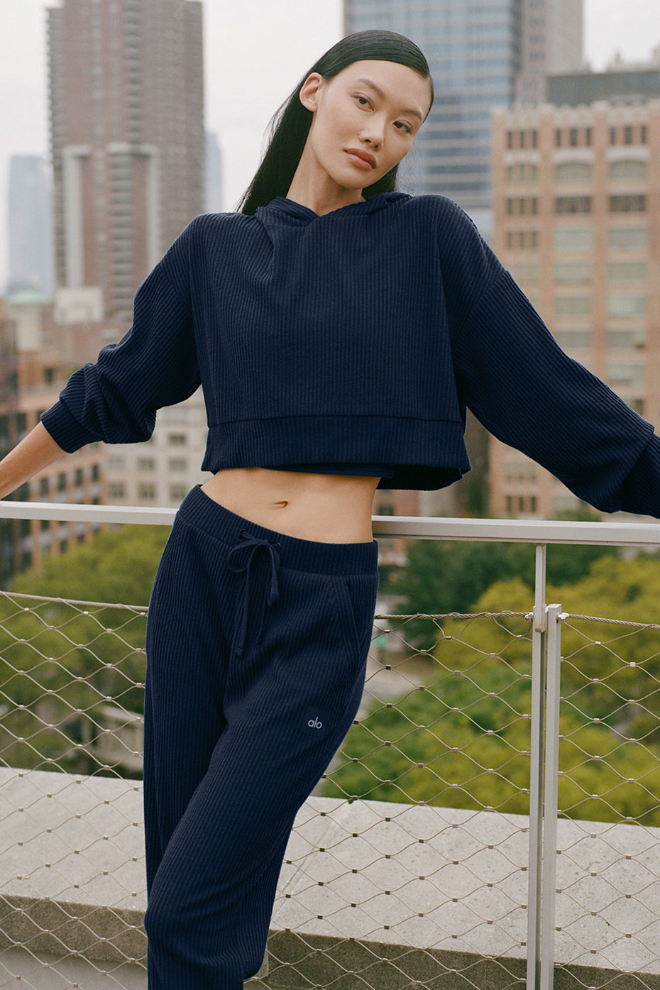 alo Muse Sweatpant - Navy