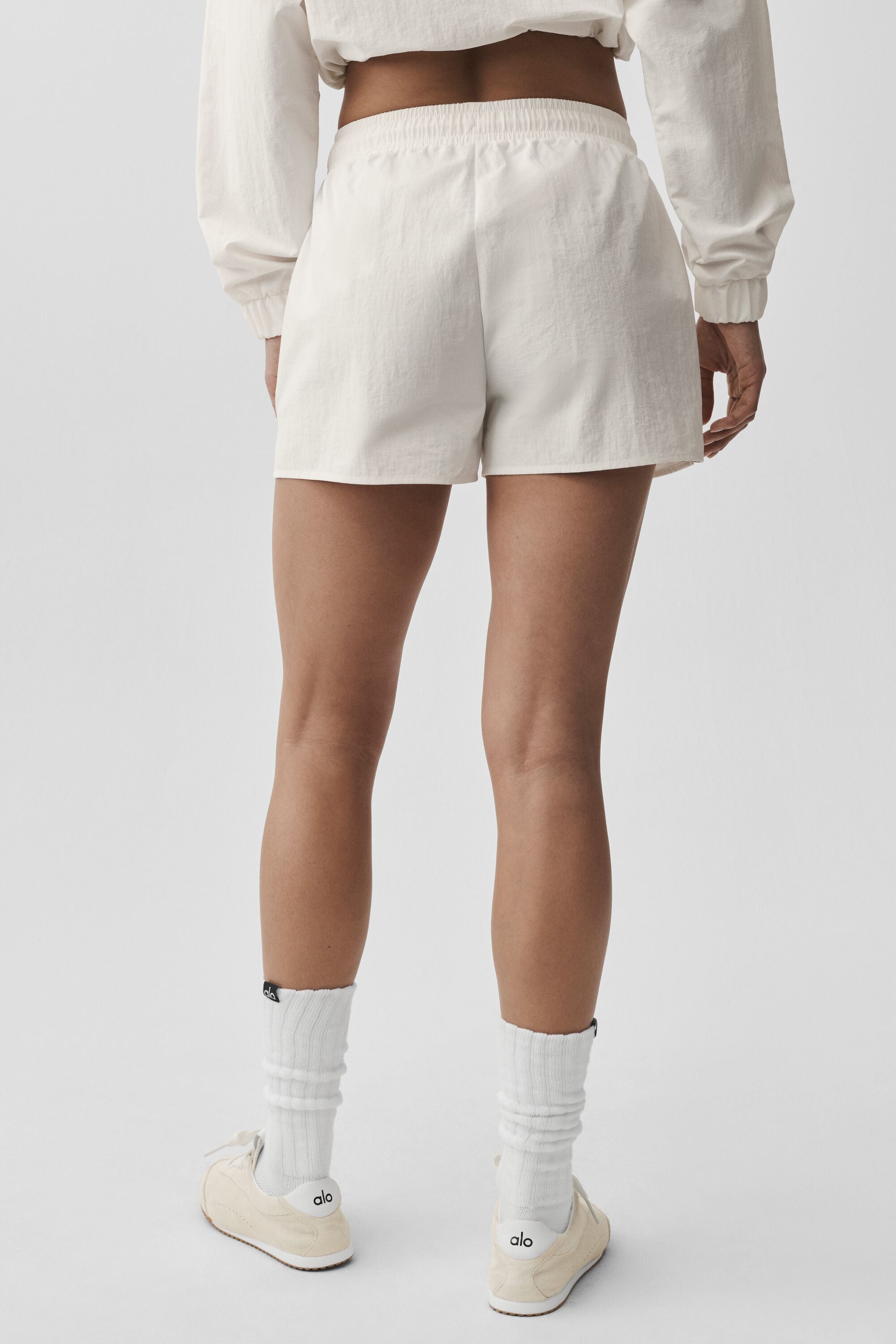 alo Alumni Short - Ivory