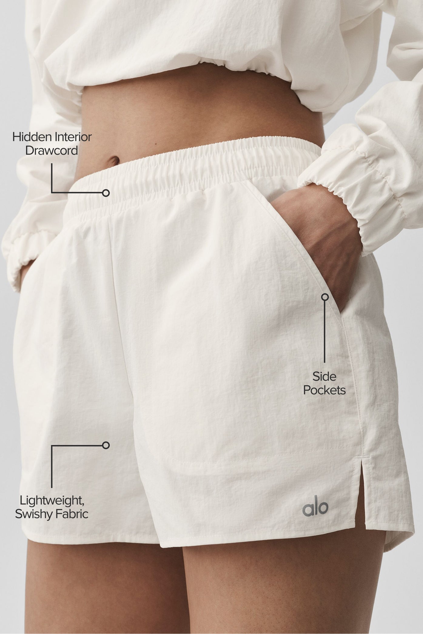alo Alumni Short - Ivory