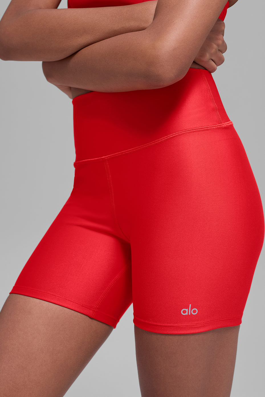 alo 5" Airlift Energy Short - Bright Red