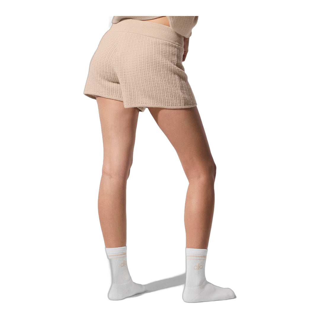alo Cashmere High-Waist Plush Waffle Short - Macadamia Blush