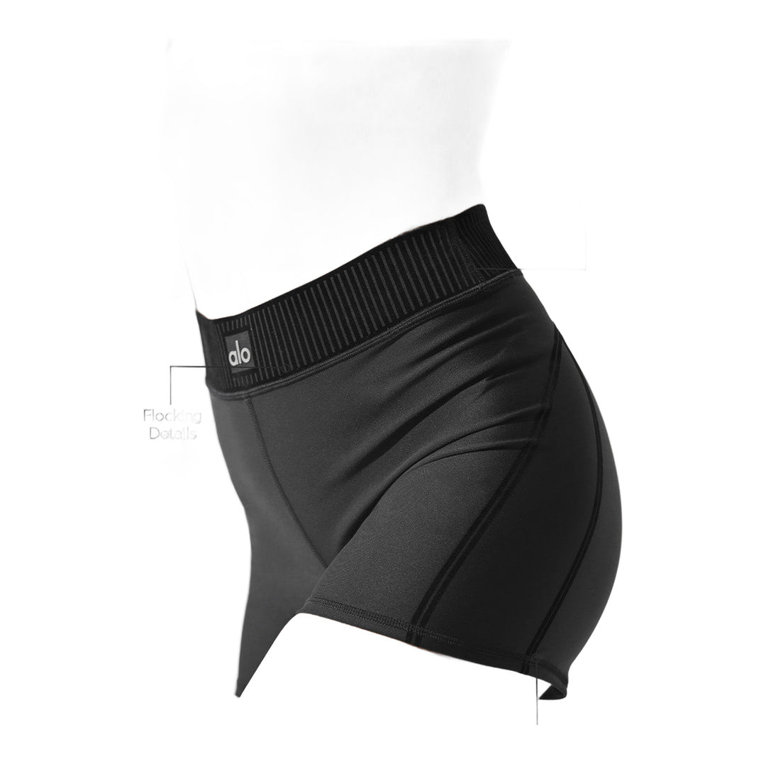 alo Airlift High-Waist Line Up Short - Black