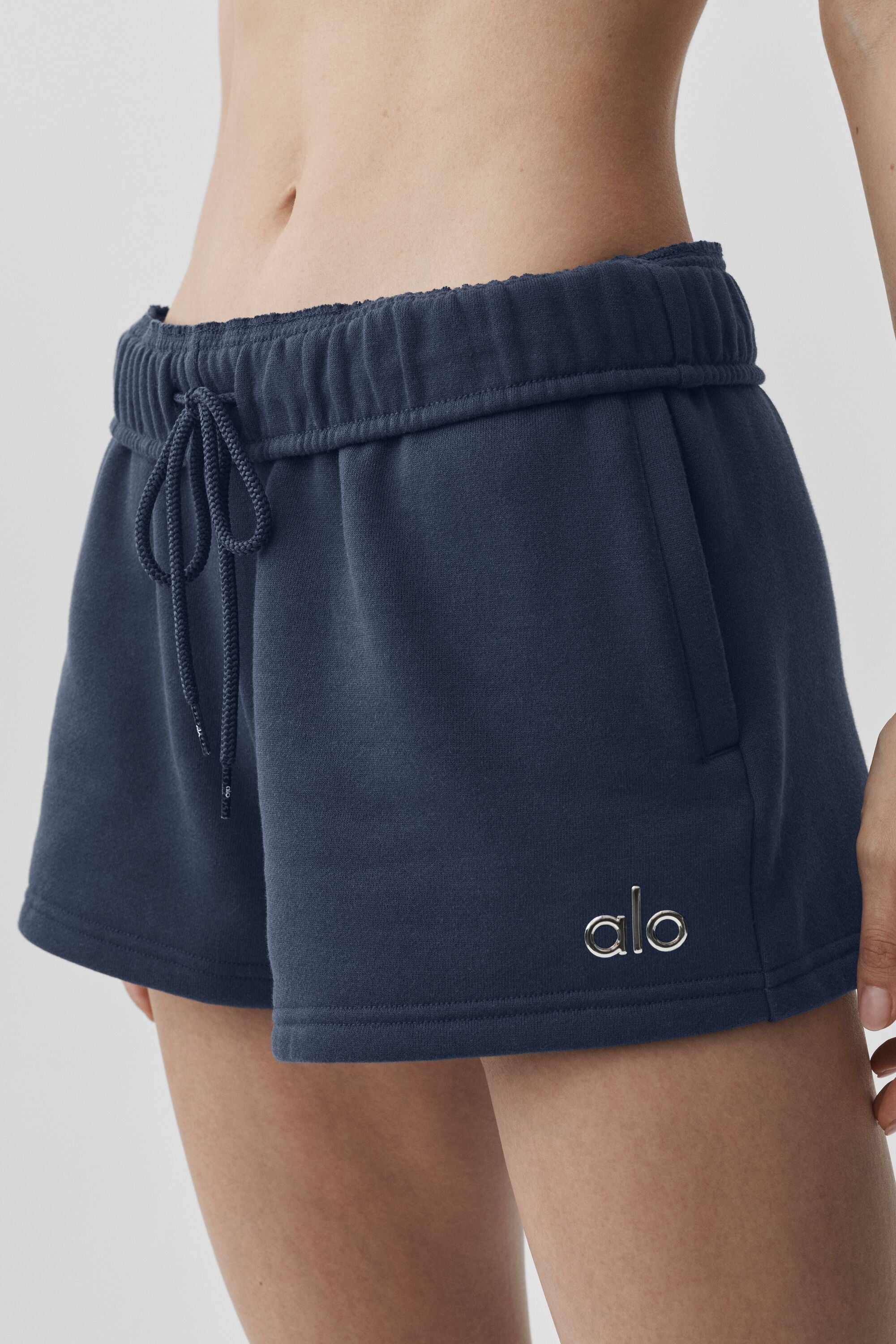 alo Accolade Short - Navy