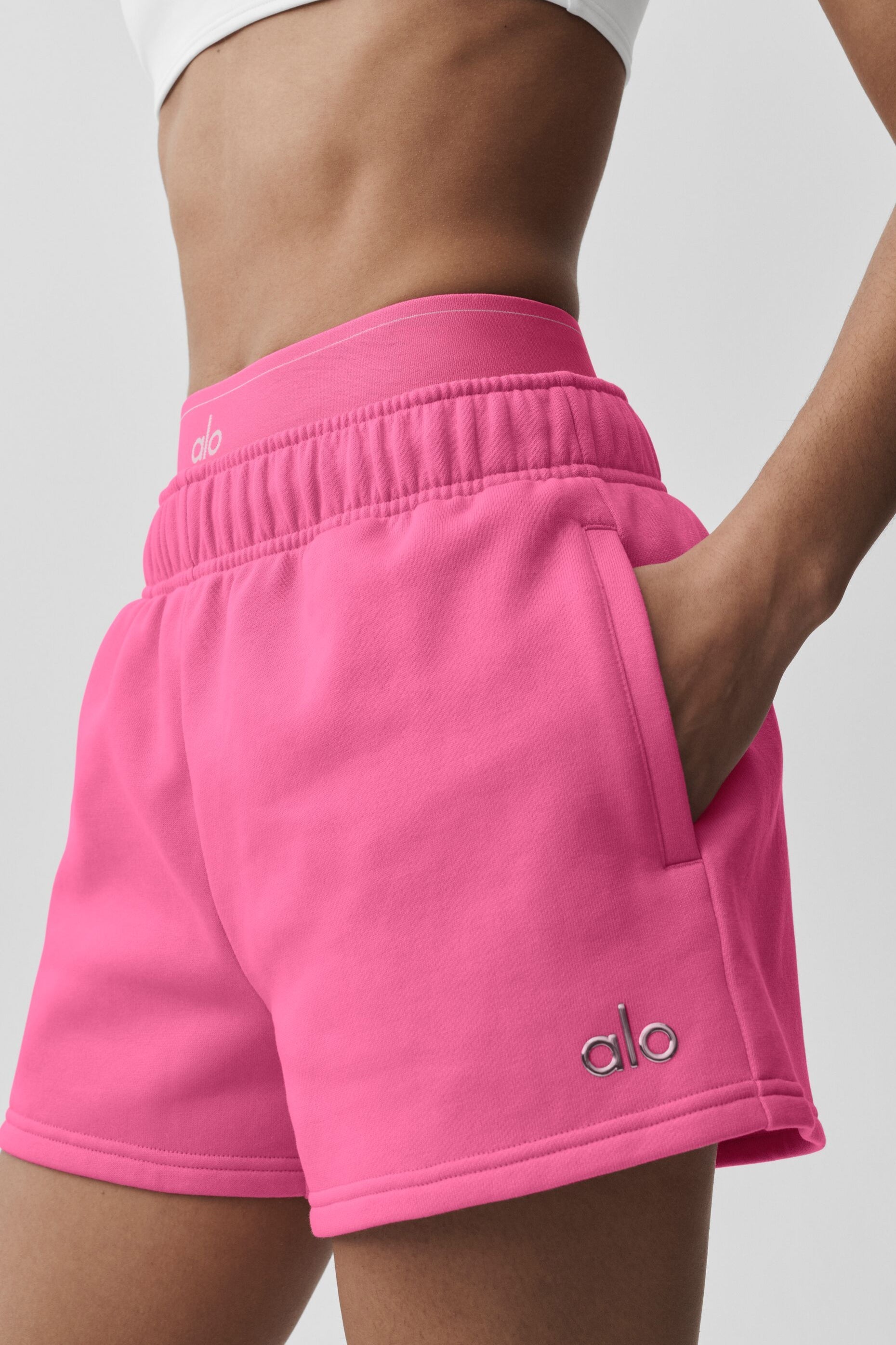 alo Accolade Short - Paradise Pink