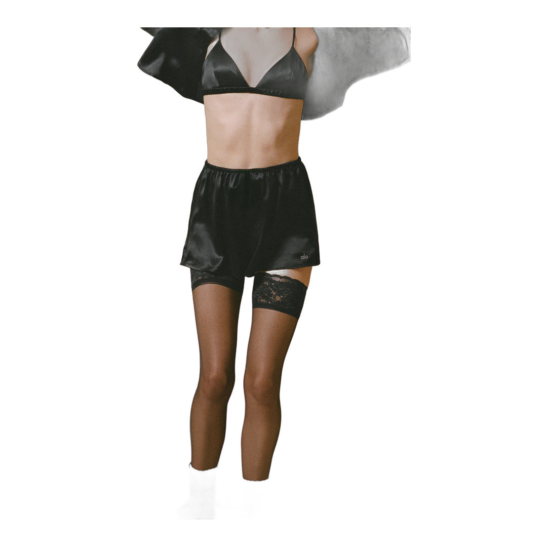 alo Silk Luminous Short - Black