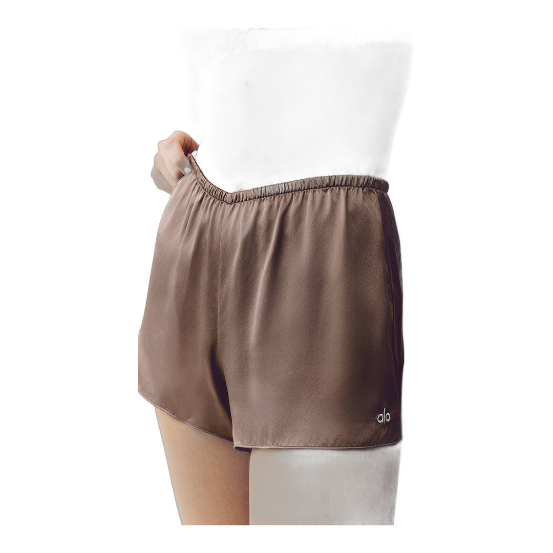 alo Silk Luminous Short - Alpine Cocoa
