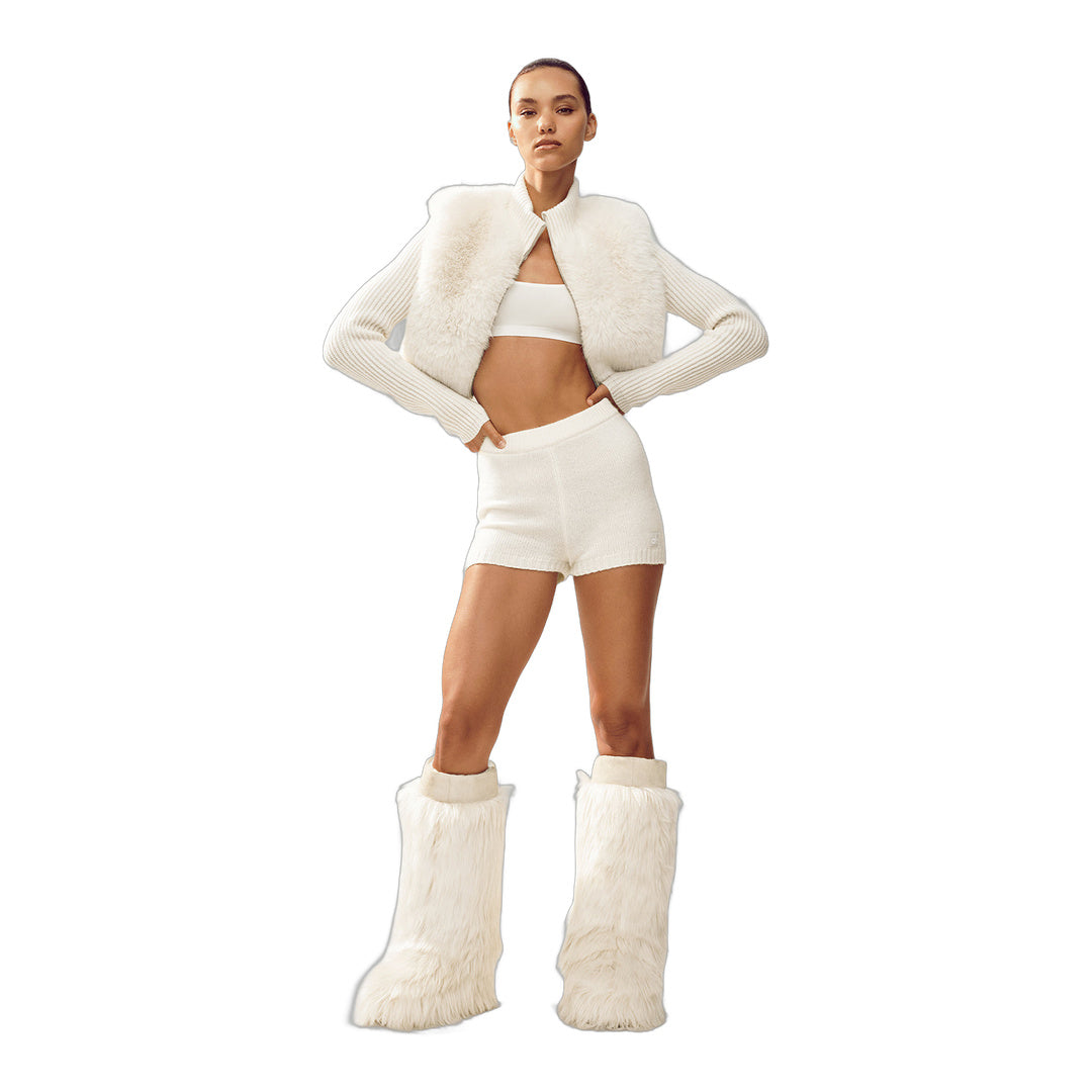 alo Cashmere High-Waist Embrace Short - Ivory