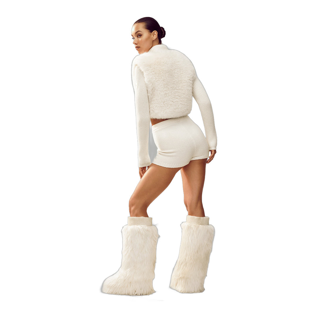alo Cashmere High-Waist Embrace Short - Ivory