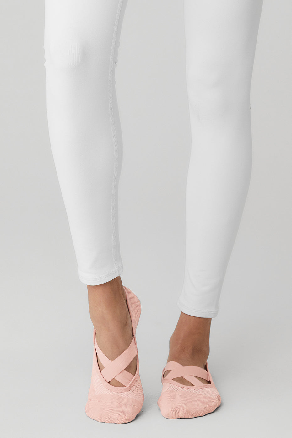 alo Women's Pivot Barre Sock - Pale Mauve