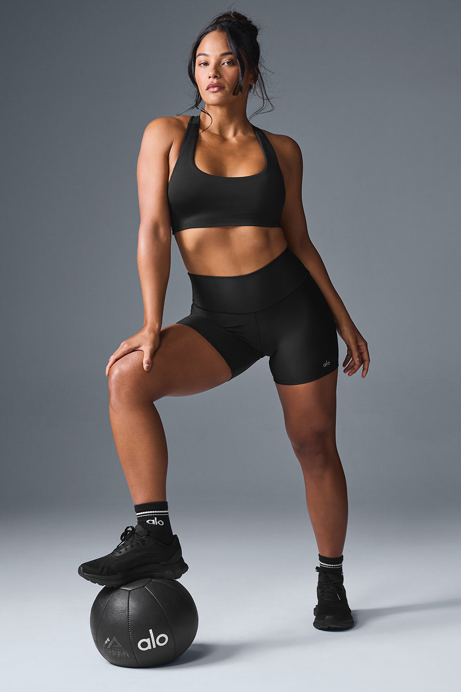 alo Airlift Advantage Racerback Bra - Black