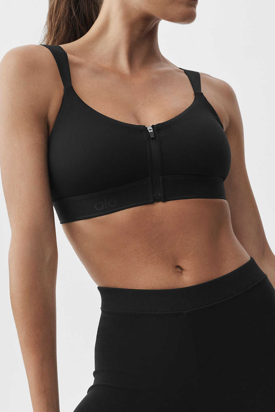 alo Alosoft Molded Showcase Bra - Black