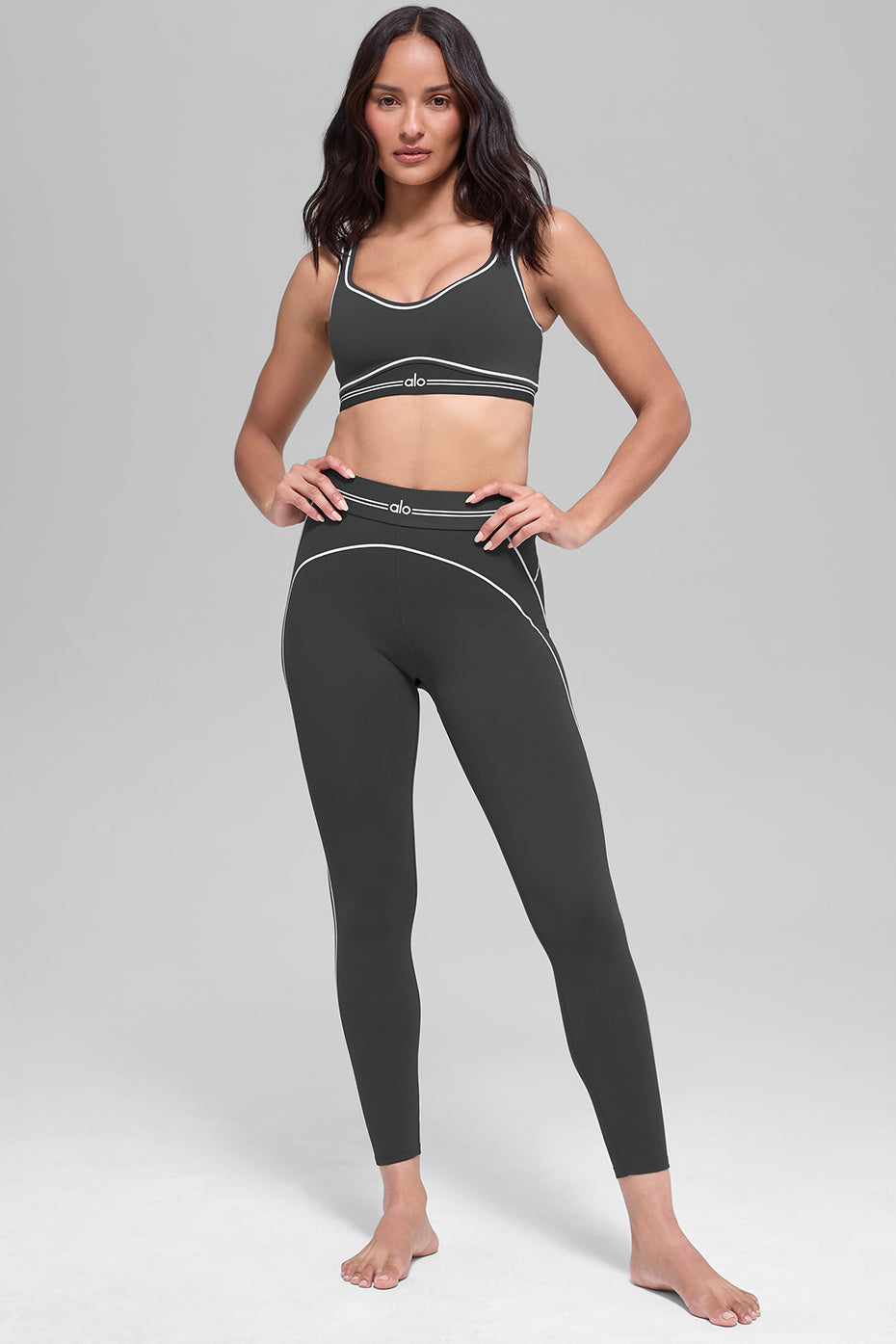 alo Airbrush Heart Throb Bra - Anthracite/White