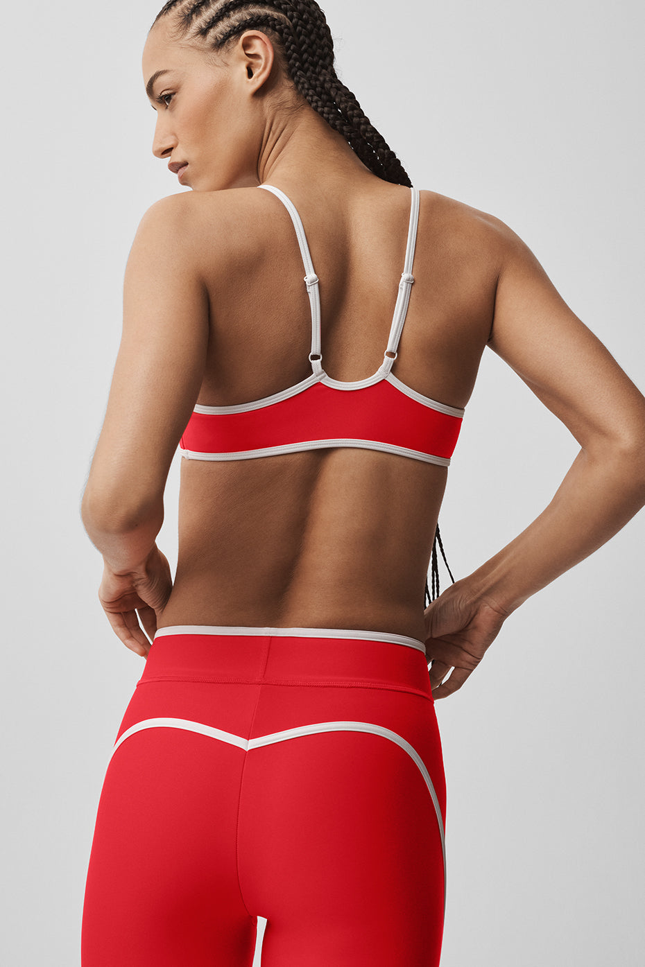 alo Airlift Charger Bra - Bright Red/White