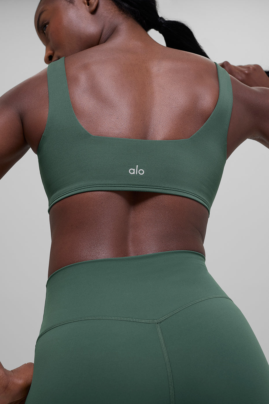alo ALO Softsculpt Precision Bra - Clover Green