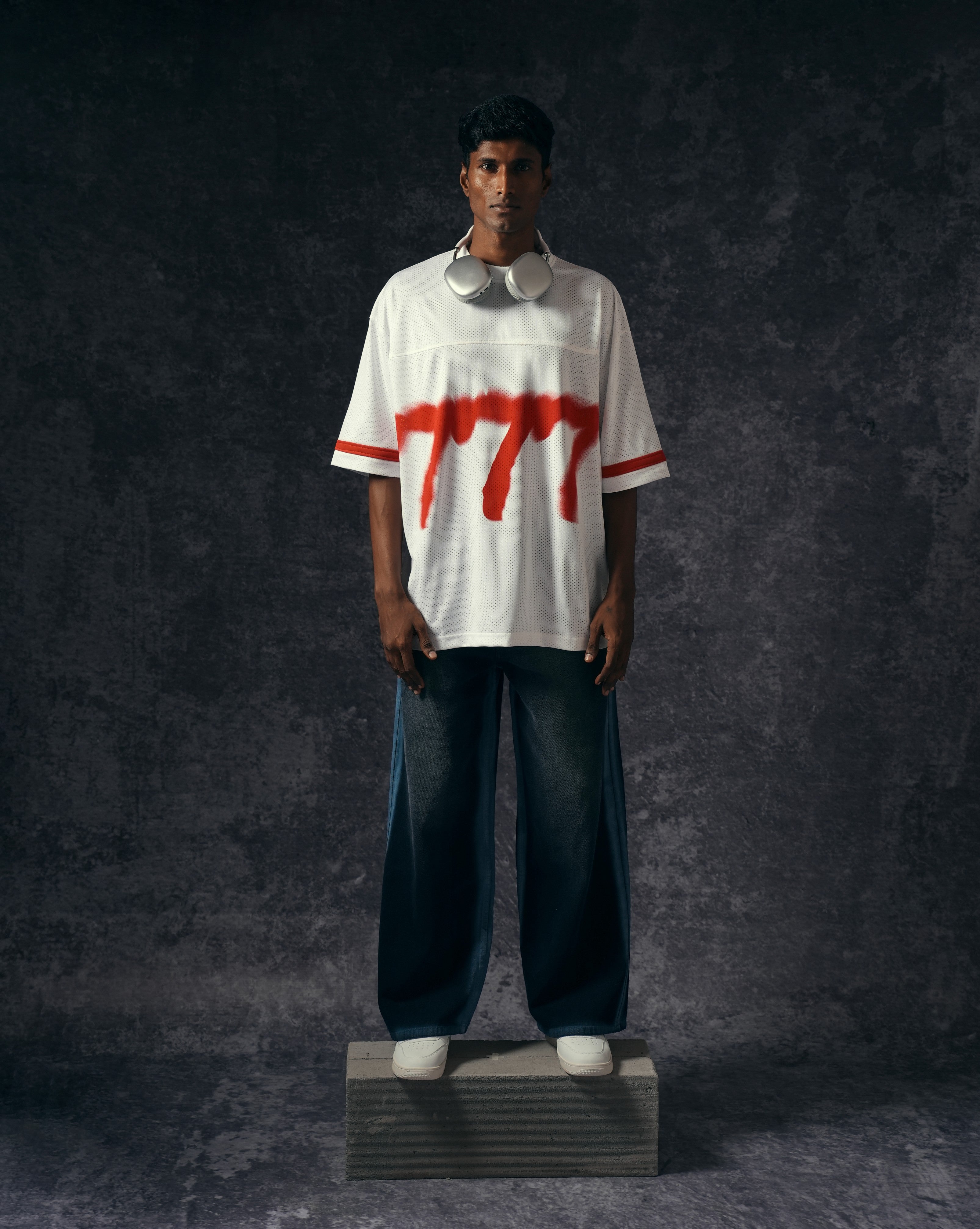 777 White Basic Jersey