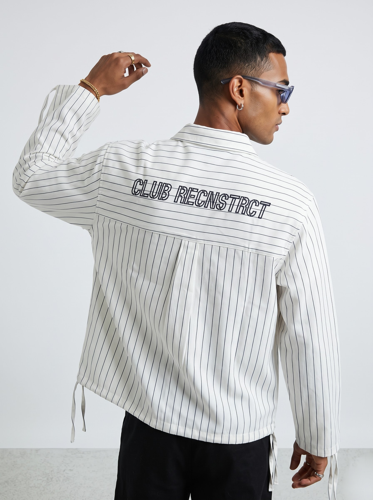 Stripped Void Boxy fit - White