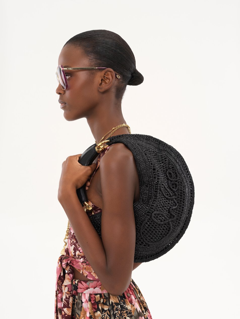 CHLOE Summer Banana hobo bag in raffia Black