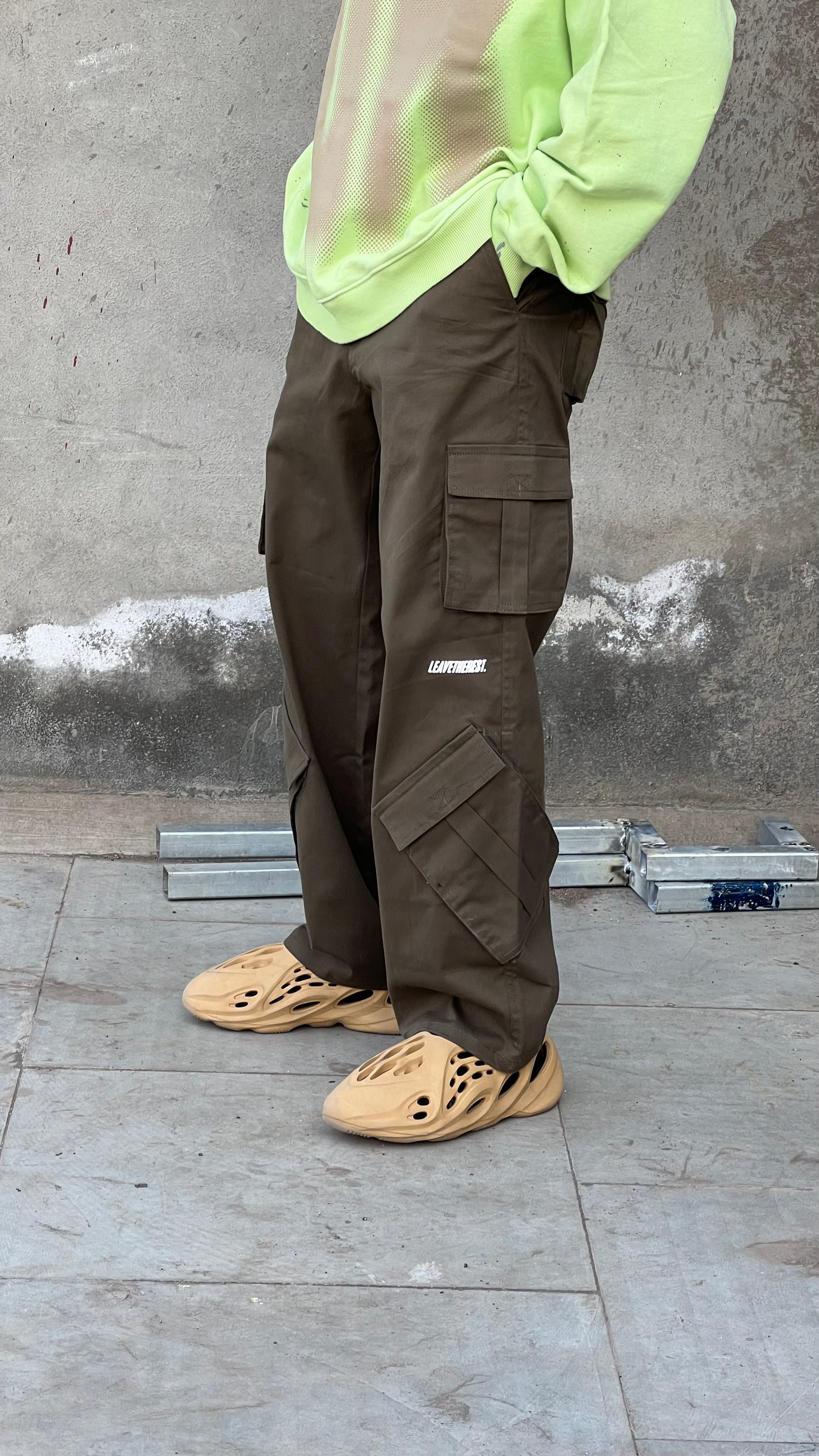 Army Green 8 pockets cargo sb - MTM