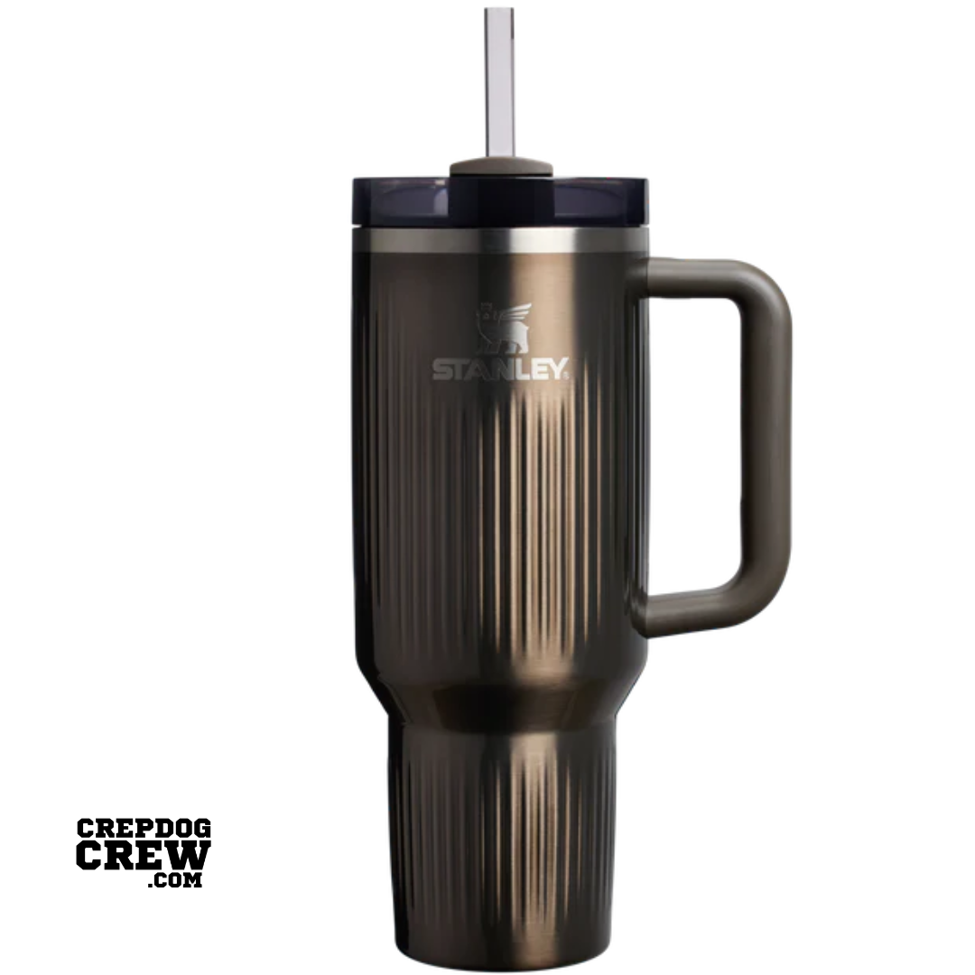 STANLEY TUMBLER Mug FlowState Fluted Gunmetal Shine 40 Oz