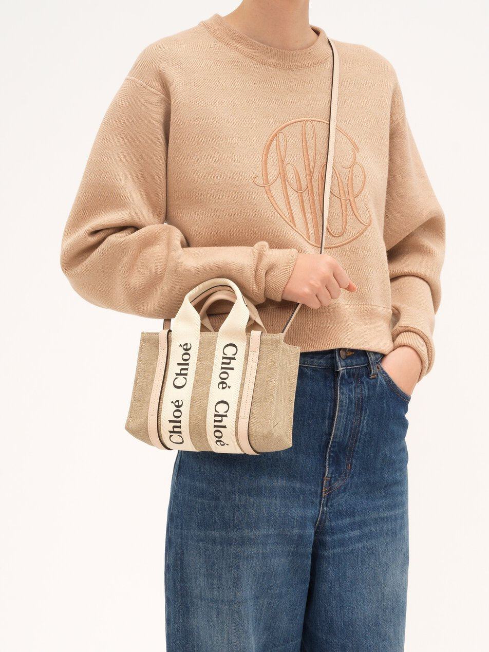 CHLOE Mini Woody tote bag in linen Cement Pink
