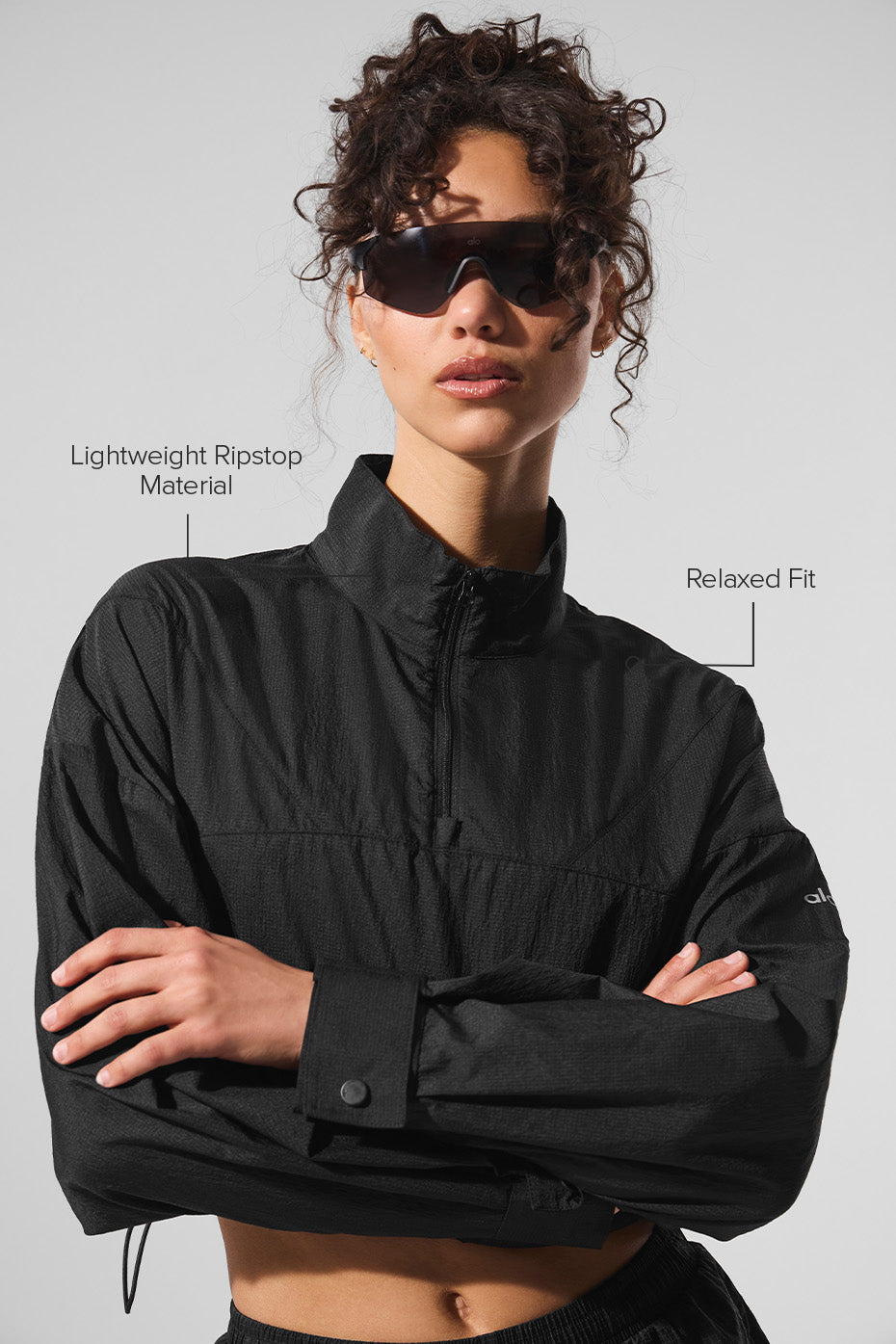 alo Cropped 1/4 Zip Aerial Pullover - Black