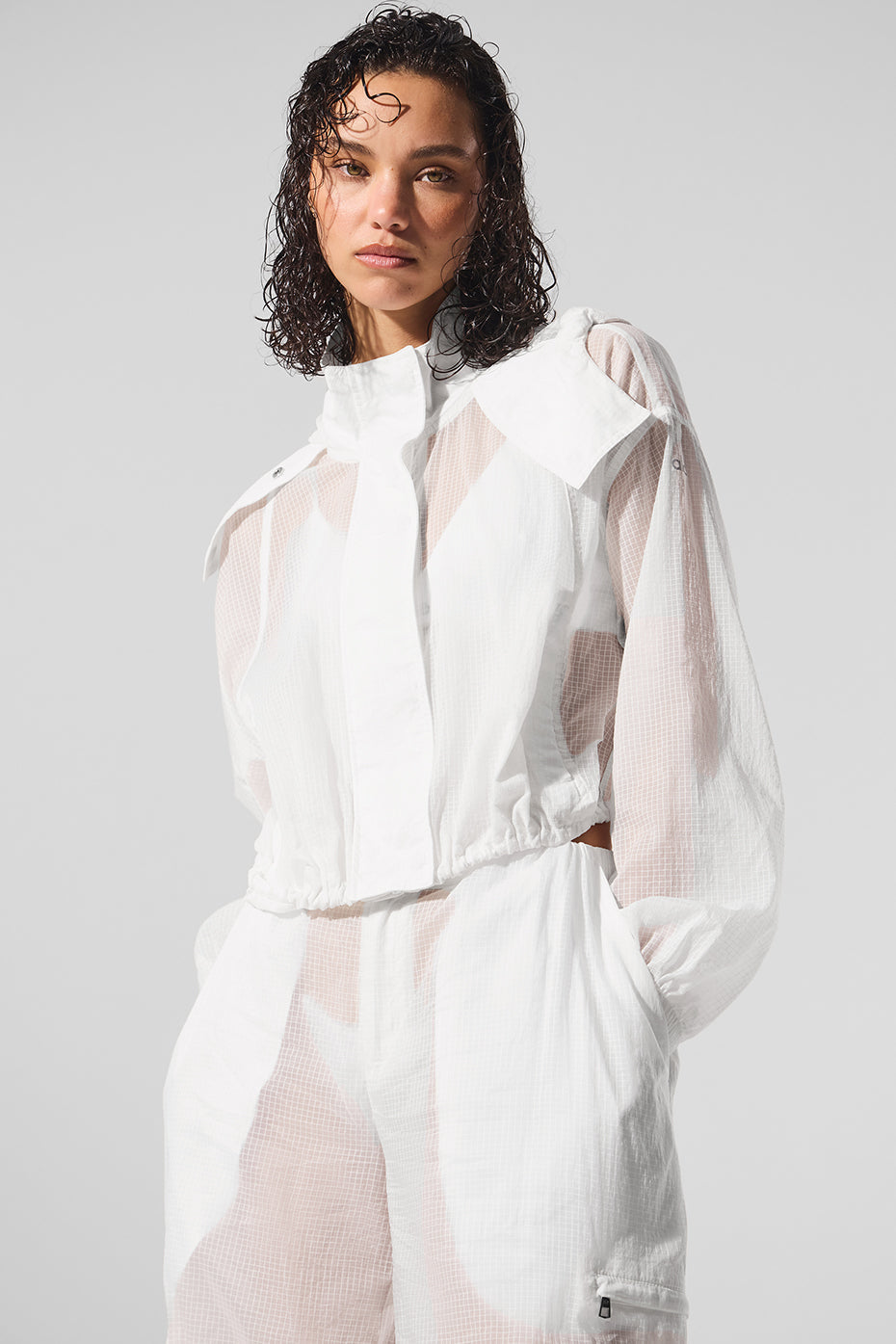 alo Cropped Game Time Full Zip Jacket - White
