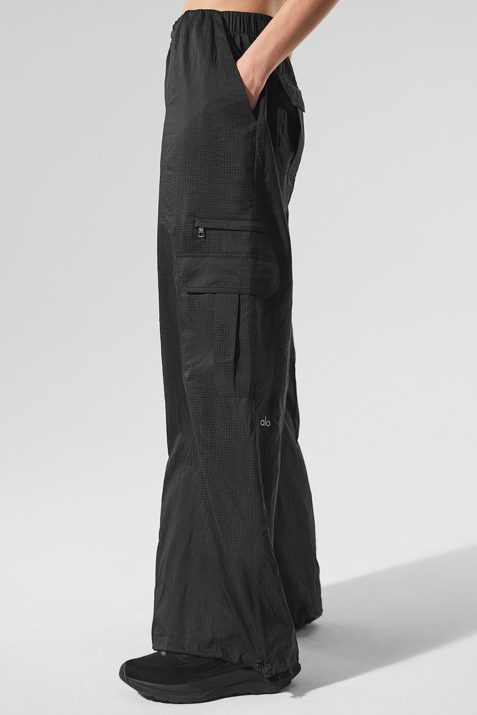 alo Sheer Game Time Wide Leg Jogger - Black