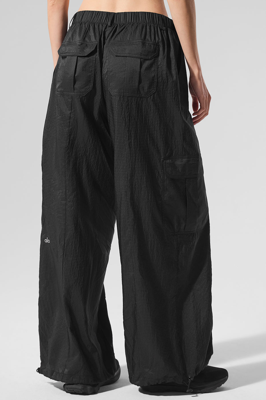 alo Sheer Game Time Wide Leg Jogger - Black