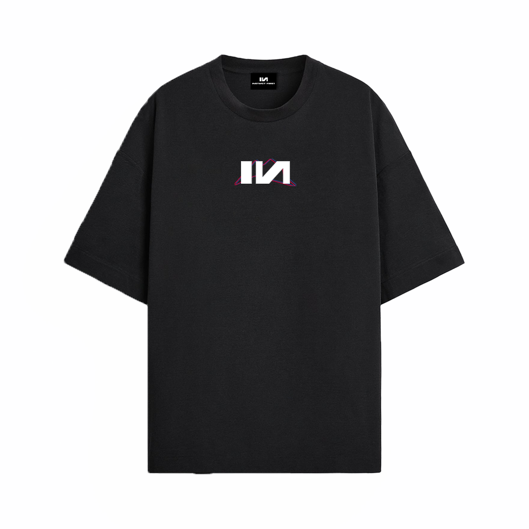 Apiens black- Oversized Tshirt