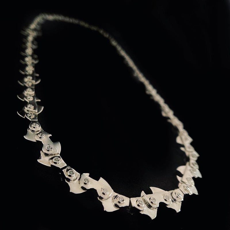 GEAR LINK | THE NOBLE SCULPTOR | Streetwear Necklace by Crepdog Crew